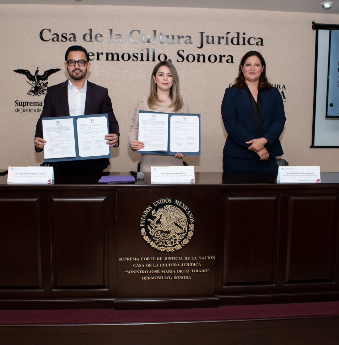 La Magistrada Presidenta Alejandra Velarde Félix y la Magistrada Ana Maribel Salcido Jashimoto firmaron una carta compromiso con la Casa de los Saberes Jurídicos